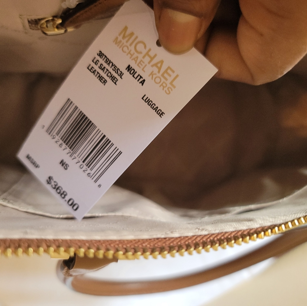 Michael Kors crossbody - Picture 15 of 16